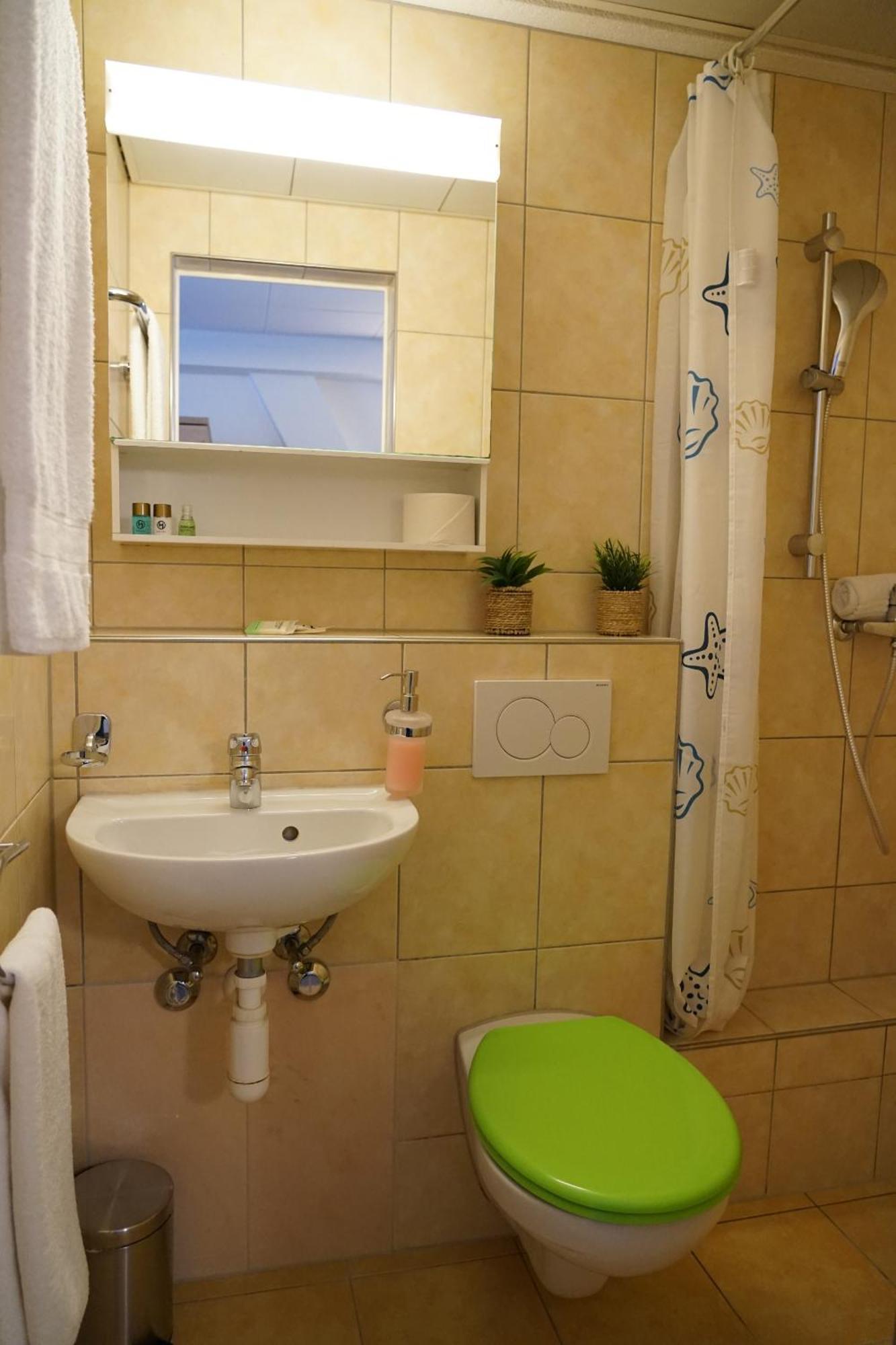 Perron 10 Centra Hotel Βίντερτουρ Δωμάτιο φωτογραφία