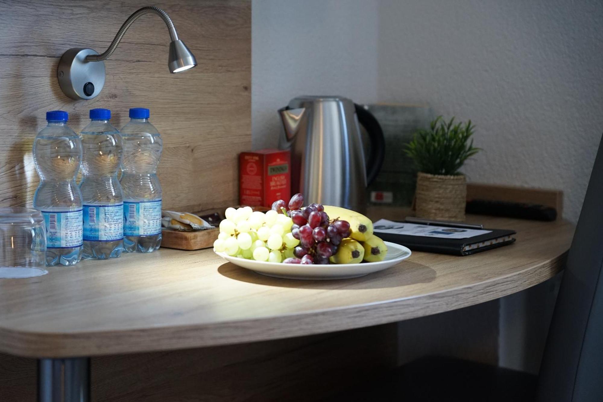 Perron 10 Centra Hotel Βίντερτουρ Δωμάτιο φωτογραφία